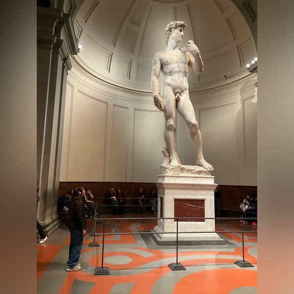 Meet your Posher, Natasha - Picture 1 of 1